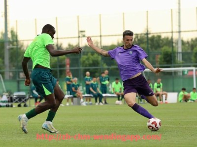 问鼎娱乐官网-2002年火箭队经典比赛视频分享及赛季精彩瞬间